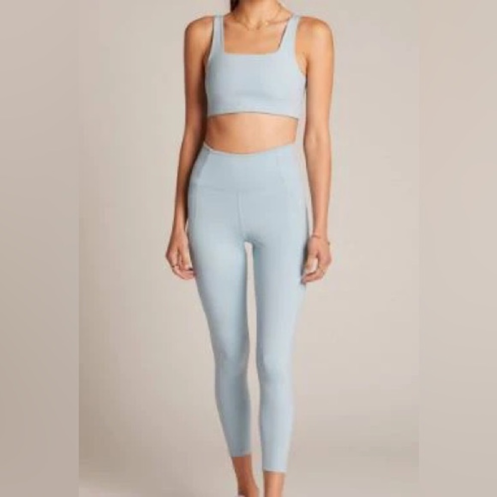 Girlfriend collective baby blue compressive leggings. Size M.